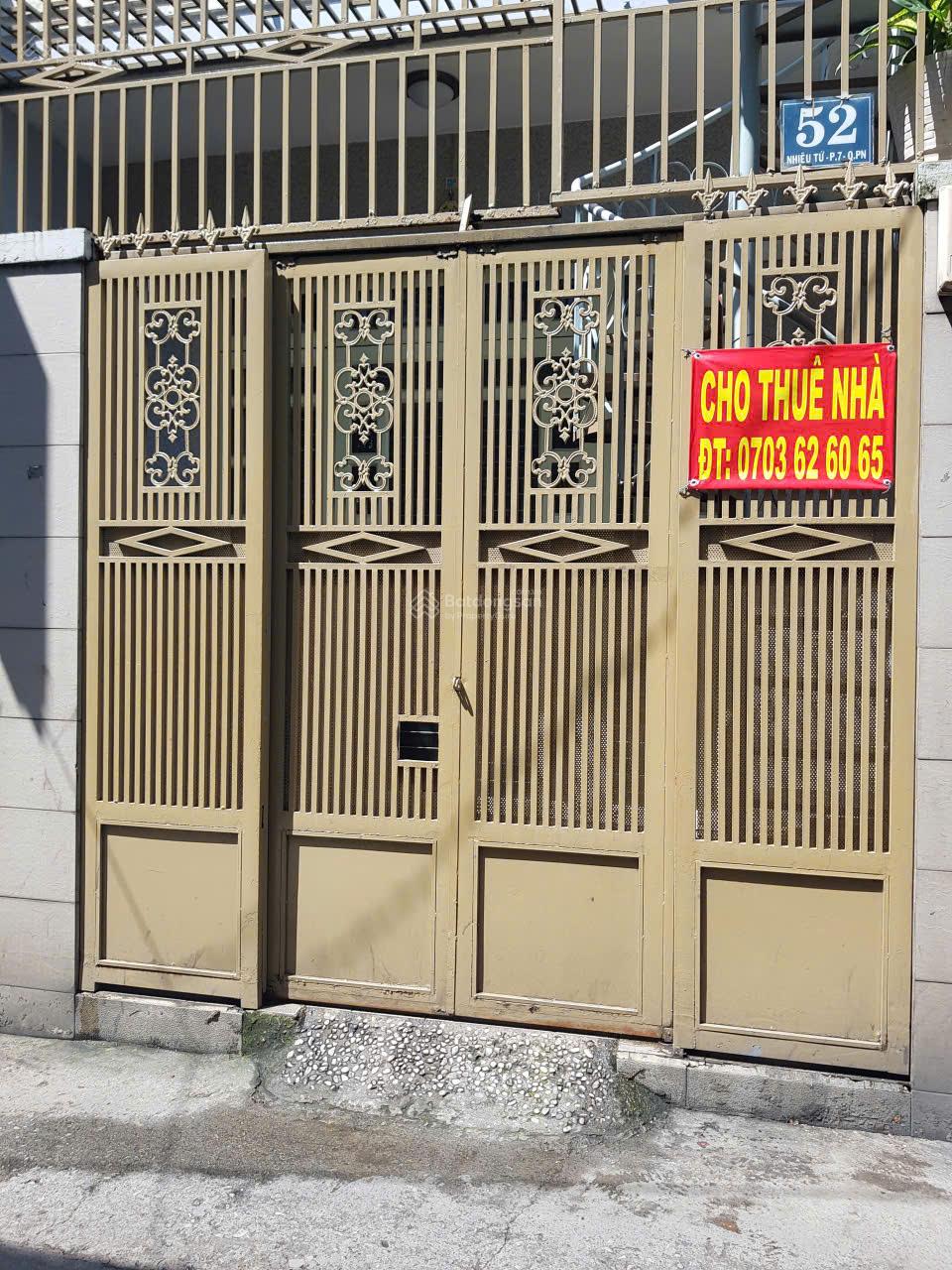 Cho thuê phòng lầu 1, 2 khu vực Phú Nhuận 20m² giá 4 triệu - Nội thất đầy đủ, thoáng mát!