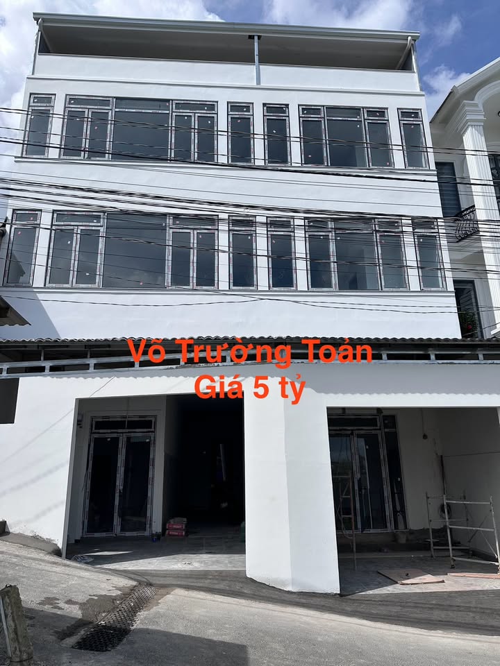 Bán nhà trọ mới xây 100m² Đường Võ Trường Toản Đà Lạt - Giá chỉ 5 tỷ thương lượng!