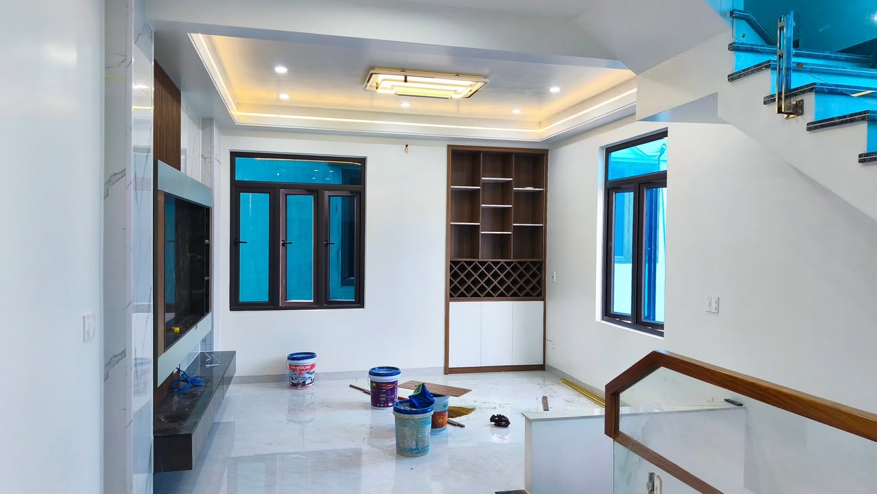 Nhà 3 tầng độc lập tại Đồng Hòa, Kiến An 59m² giá 3 tỷ - Gần trường học và chợ!