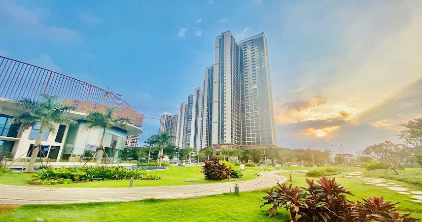 Căn hộ Eco Green Quận 7 64m² giá 6.1 tỷ - View công viên nội khu tuyệt đẹp!