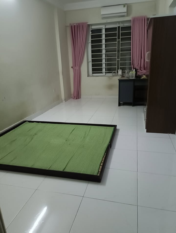 Phòng trọ cho thuê tại đường Đông Thiên, quận Hoàng Mai, 30m² - Ở ngay không cần sửa chữa!