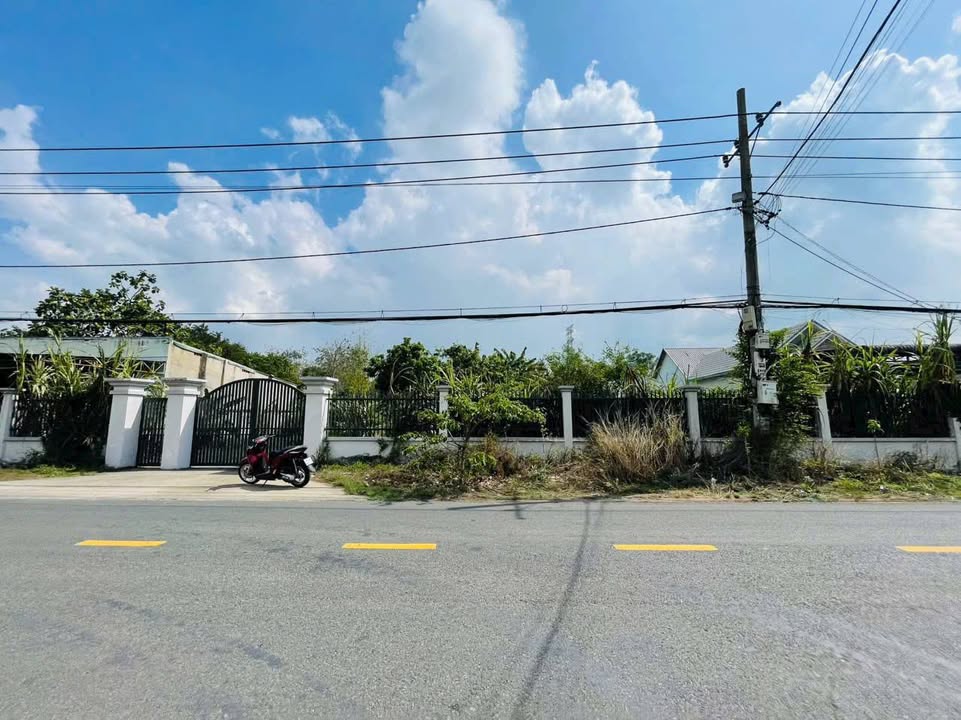 Bán đất xã Nhuận Đức, Củ Chi 3471m² giá 24.5 tỷ - Vị trí đắc địa, mặt tiền đường lớn!