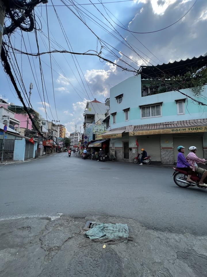 Bán FrontHouse mặt tiền Phan Văn Trị, Bình Thạnh, 58m² - Đang cho thuê 22 triệu/tháng!