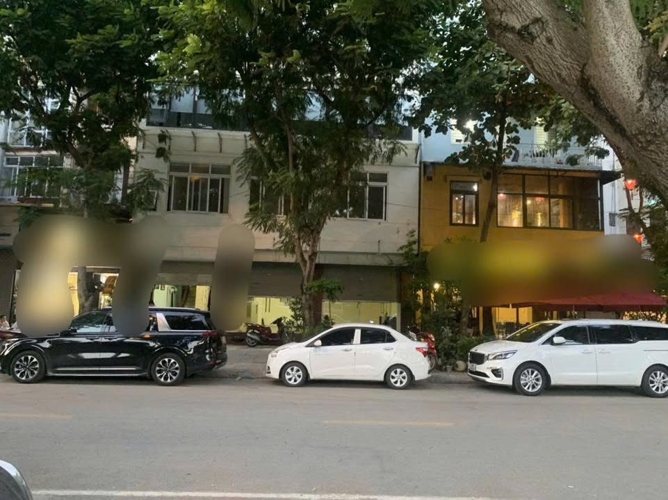 Mặt bằng kinh doanh cho thuê tại phố Vạn Phúc, Quận Ba Đình - Diện tích 160m², giá 60 triệu/tháng!