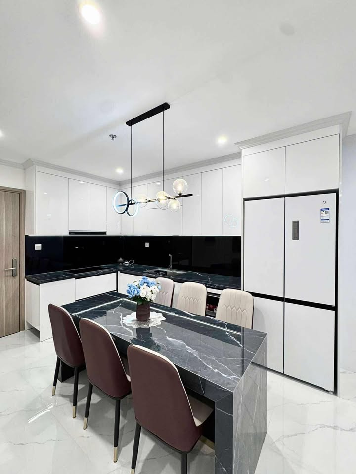 Căn hộ Vinhomes Grand Park Quận 9 3PN giá 14 triệu - Full nội thất sang trọng