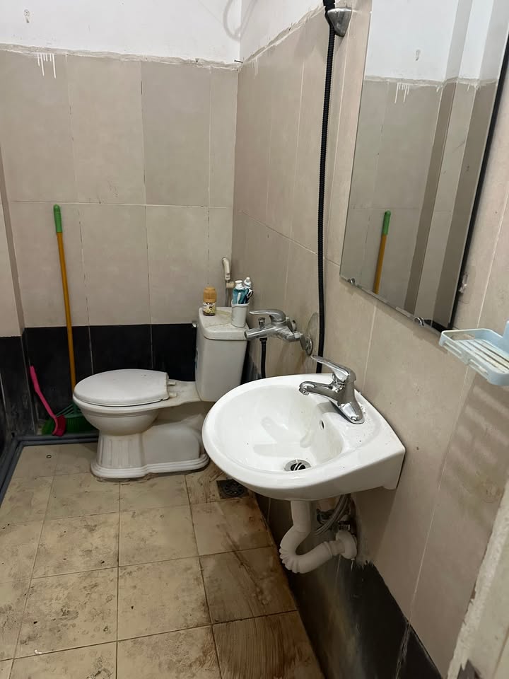 Phòng trọ cho thuê tại Cầu Giấy - 76 ngõ 110 Trần Duy Hưng giá 3.5 triệu - Không chung chủ, giờ giấc tự do!