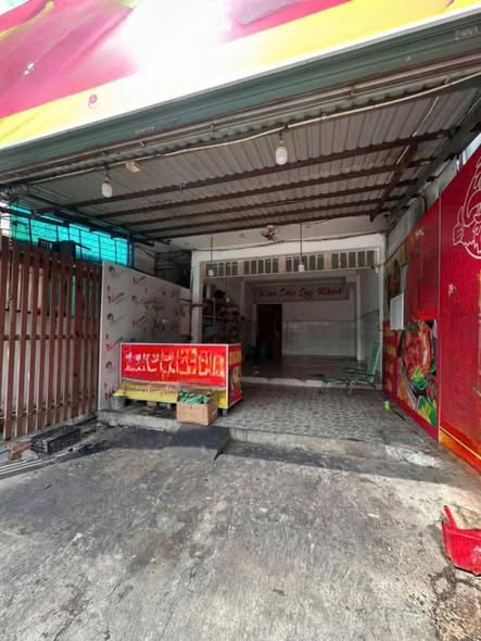 Cho thuê FrontHouse Nguyễn Thị Thập 180m² giá 28 triệu - Mặt tiền sầm uất, kinh doanh đa ngành nghề!