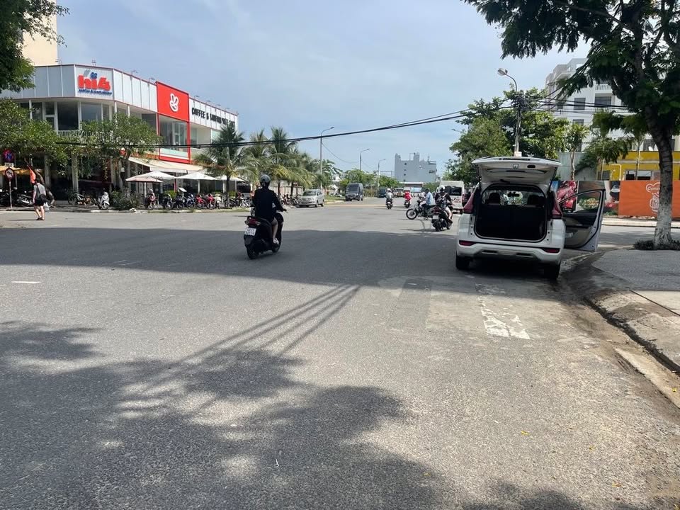 Bán nhà 3 tầng mặt tiền đường Mai Thúc Lân, 101m² giá 2 tỷ - Kinh doanh sầm uất!