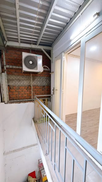 Nhà nguyên căn cho thuê Tôn Thất Thuyết, quận 4 - Giá 4 triệu/tháng, hẻm an ninh!