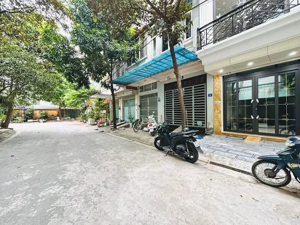 FrontHouse Phú Diễn 36m² giá thỏa thuận - Ô tô tránh, kinh doanh lý tưởng!
