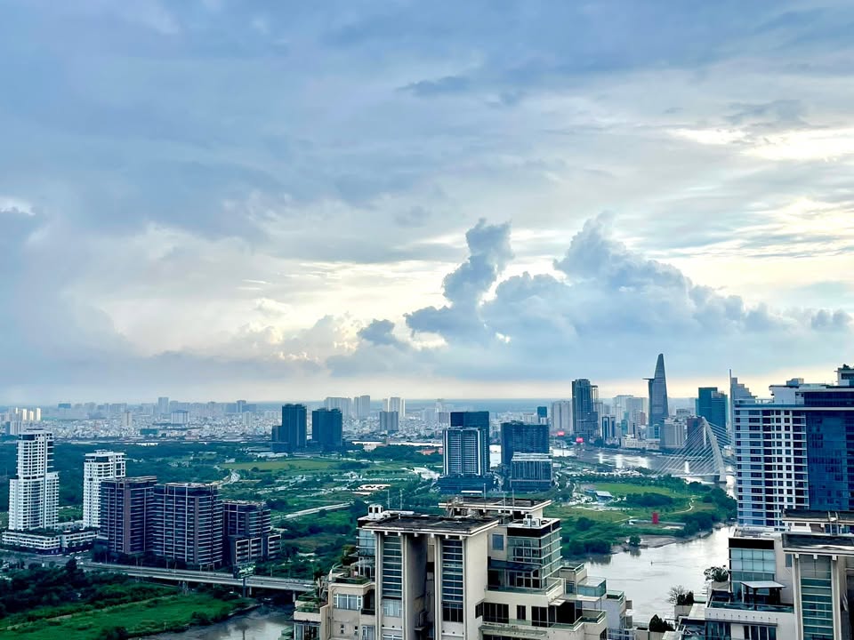 Căn hộ Vinhomes Central Park Bình Thạnh 206m² giá 25 tỷ - Pháp lý sổ hồng chính chủ!