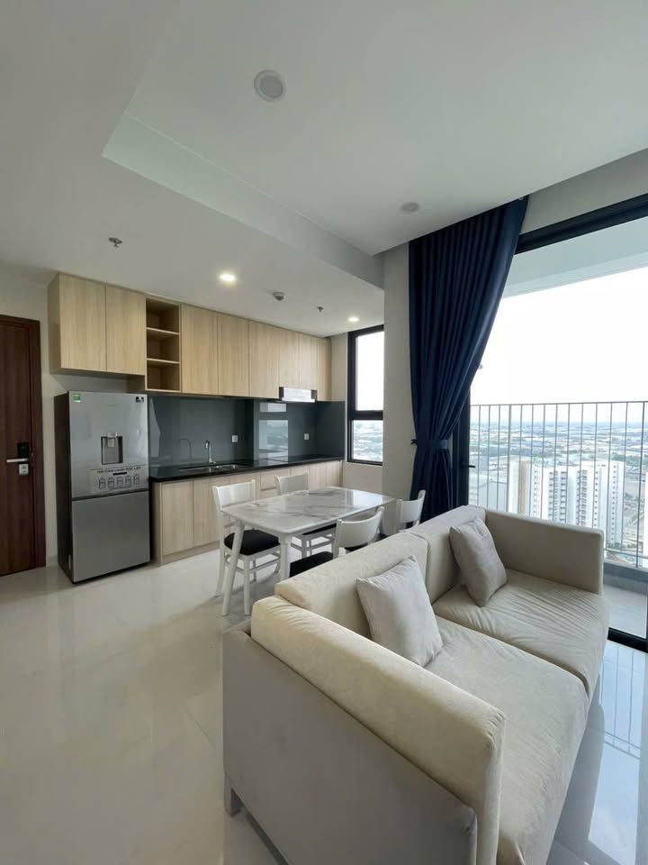 Căn hộ 2PN The Emerald Golf View Lái Thiêu 10 triệu - Full nội thất tiện nghi!