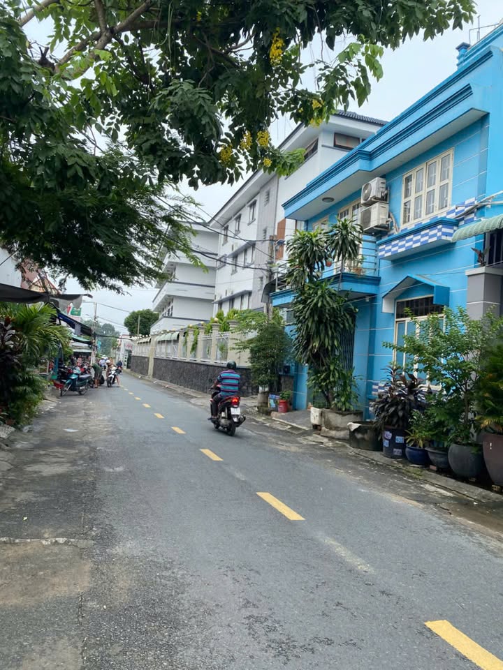 Dãy trọ hẻm xe hơi, Tam Bình, Thủ Đức 130m² giá 6 tỷ - Dòng tiền ổn định 13 triệu/tháng!