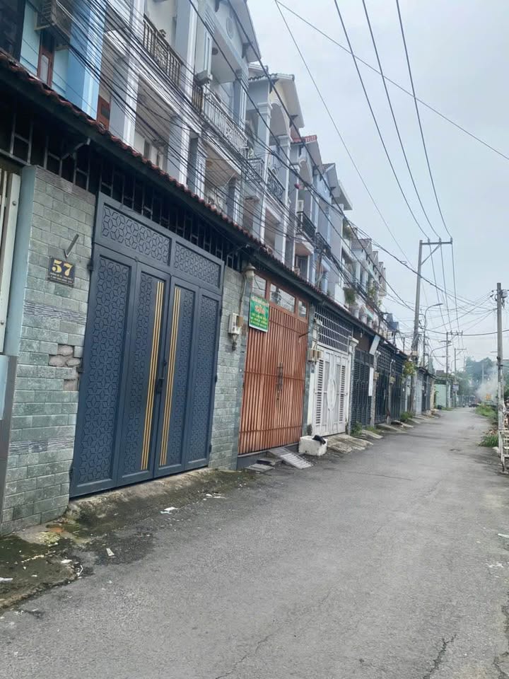 Bán nhà Hiệp Bình Chánh, Thủ Đức 65m² giá 4.3 tỷ - Nhà đẹp vào ở ngay!