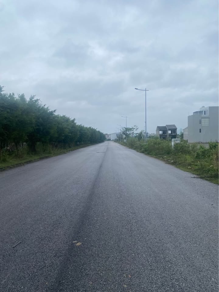 Đất nền Lk14 Núi Long, Thanh Hóa 107,5m² giá chỉ 3,44 tỷ - Cơ hội đầu tư hấp dẫn!