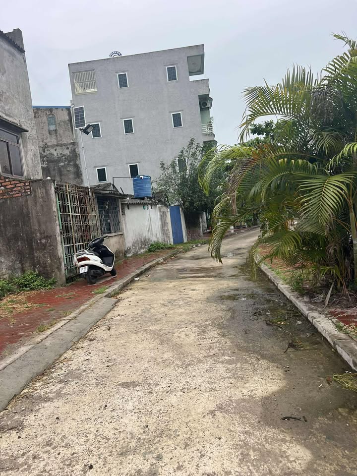 Đất mặt hồ Truyền Thống 159m² giá thương lượng - Vị trí trung tâm Nam Định