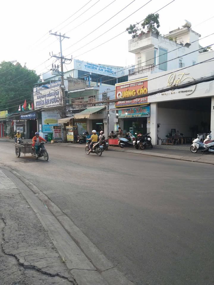 Nhà mặt tiền Tăng Nhơn Phú, Phước Long B, Thủ Đức 170m² giá 23.5 tỷ - Đầu tư sinh lời ngay!