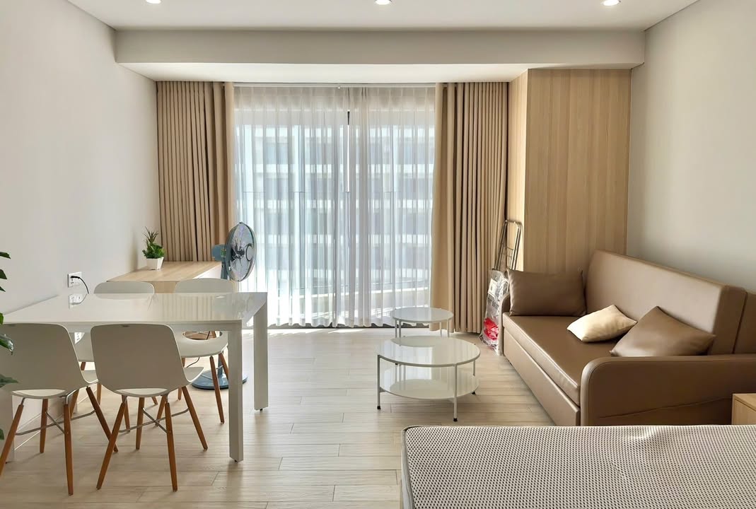 Căn hộ studio Gold Coast Nha Trang 51m² giá 14 triệu - Nội thất sang trọng đầy đủ!