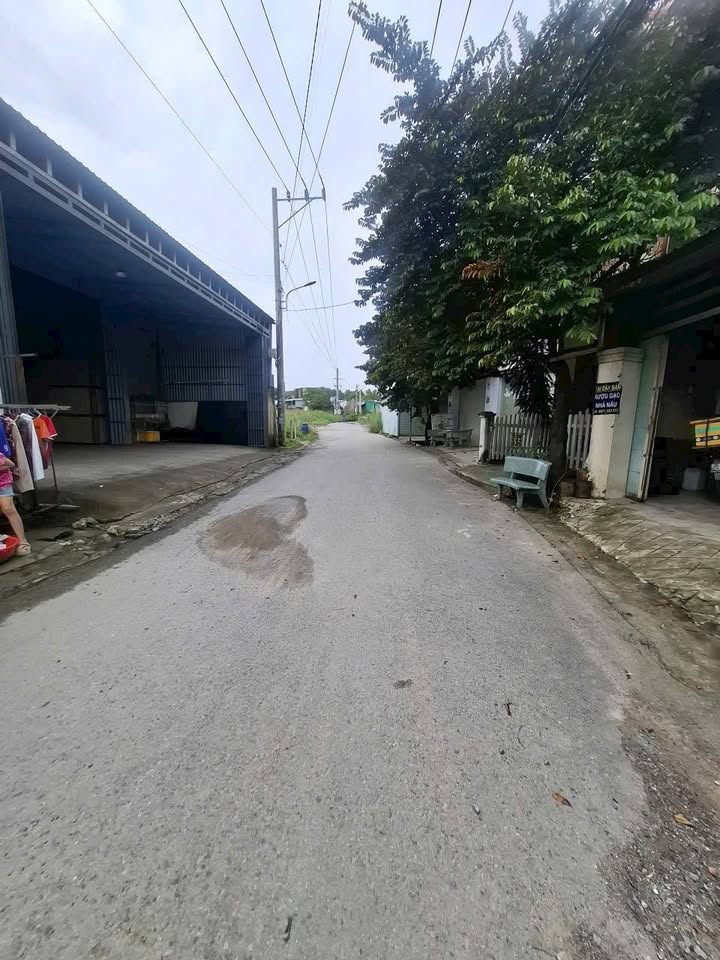 Nhà xưởng Tân Phước Khánh 733m² giá 10.5 tỷ - Đầu tư sinh lời ngay!