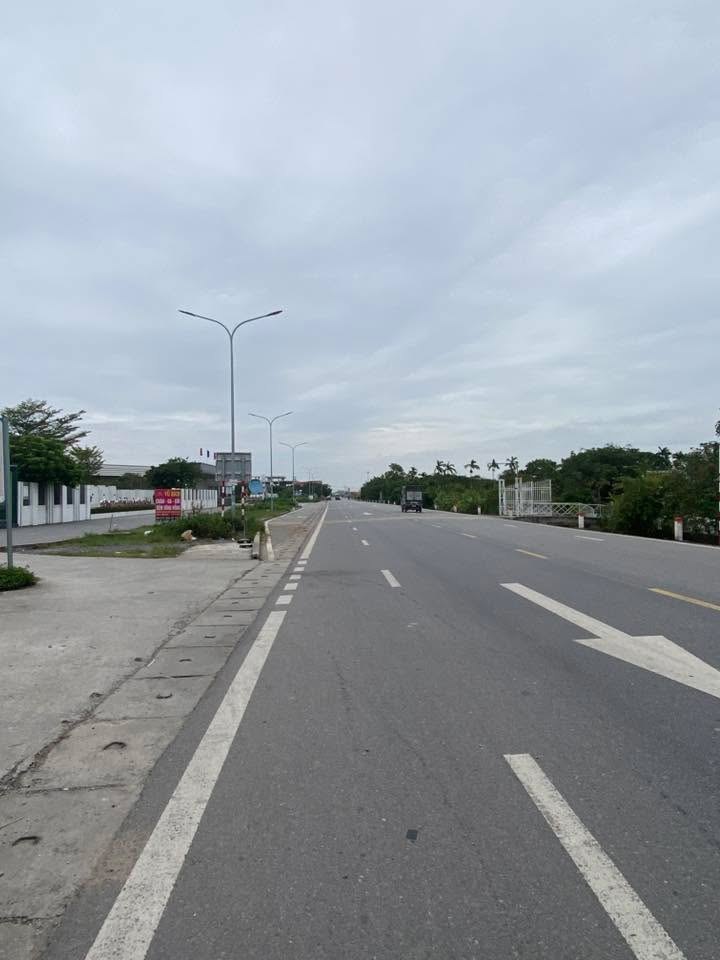 Đất mặt đường 490 Nghĩa Phong 120m² giá 3.9 tỷ - Cơ hội đầu tư tuyệt vời!