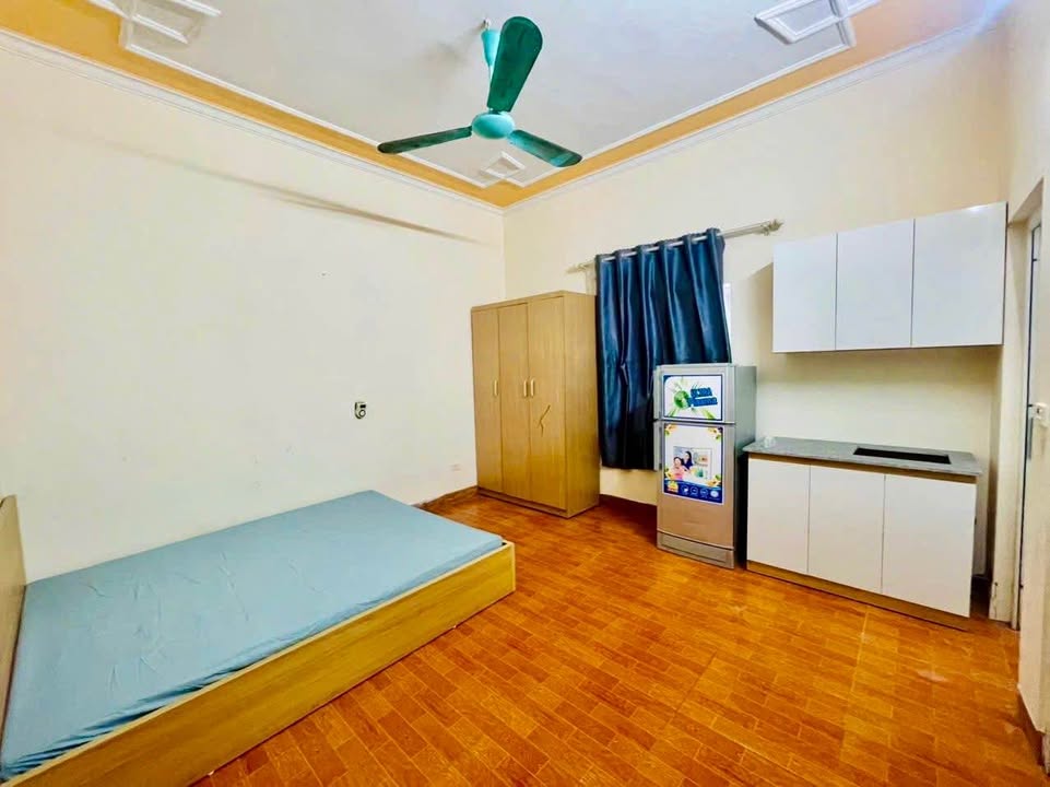 Căn hộ khép kín Ngõ 191 Thạch Bàn 3.6 triệu - Sẵn sàng vào ở ngay!