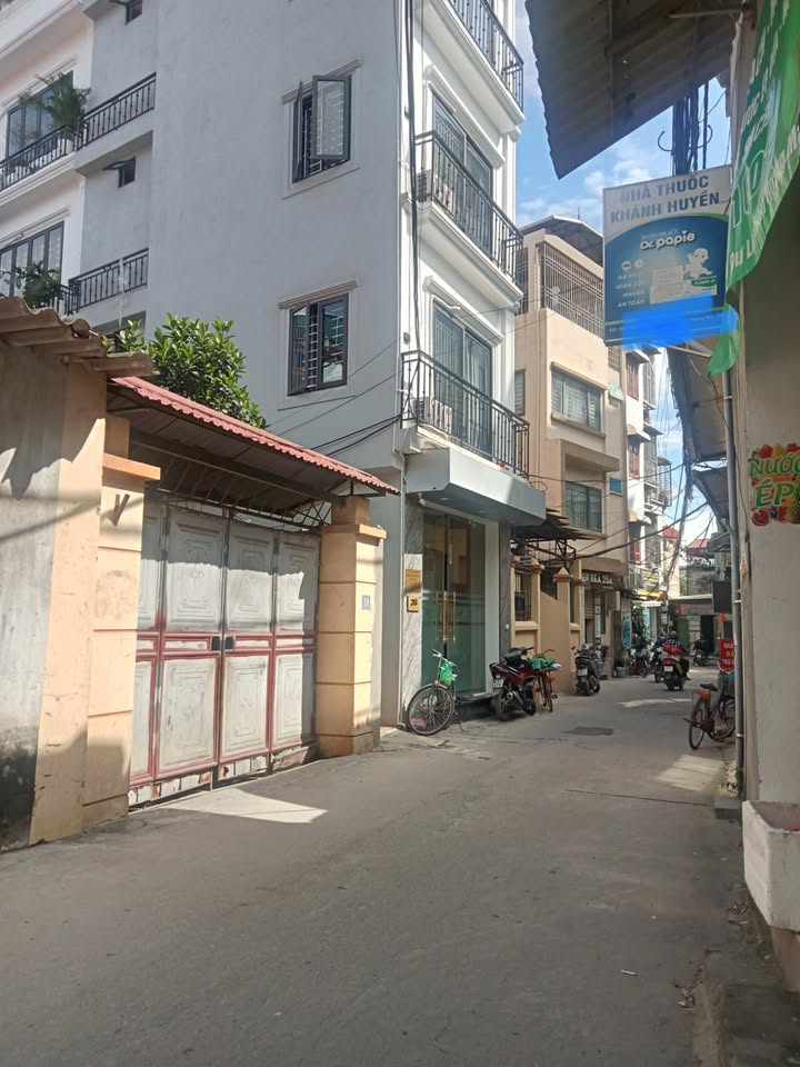 Nhà đẹp Lĩnh Nam 31m² giá 7 tỷ - Sẵn sàng vào ở ngay!