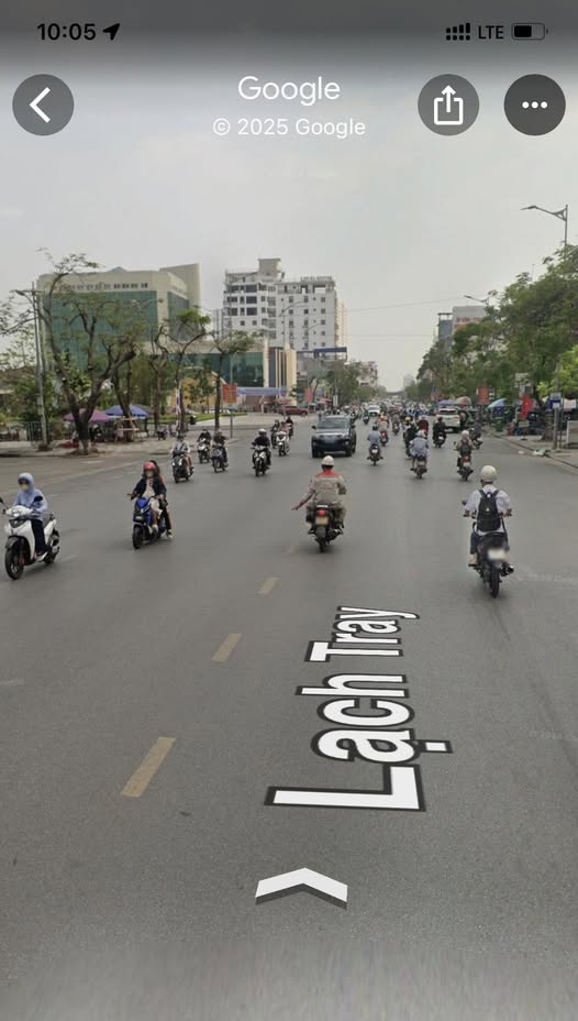 Nhà mặt đường Lạch Tray 35m² giá 14 tỷ - Thang máy hiện đại, vỉa hè đẹp!