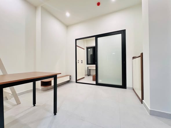 Nhà mới Studio + gác xép tại Định Công Thượng 6 triệu - Full nội thất, gần ĐH Thăng Long!