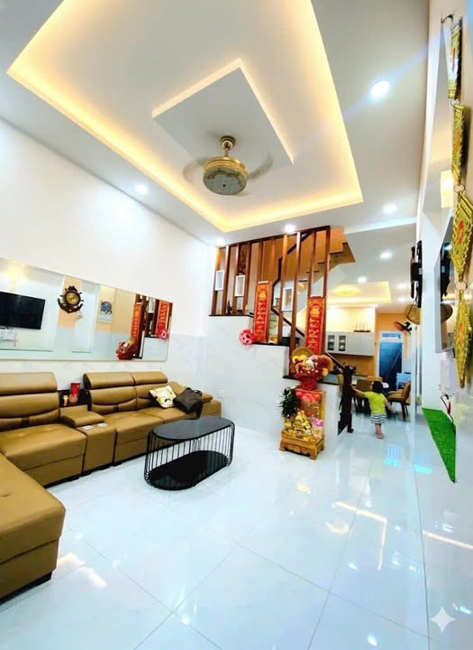 Nhà mặt tiền Phước Bình, Thủ Đức 88m² giá 11 tỷ - Sổ hồng riêng, công chứng ngay!