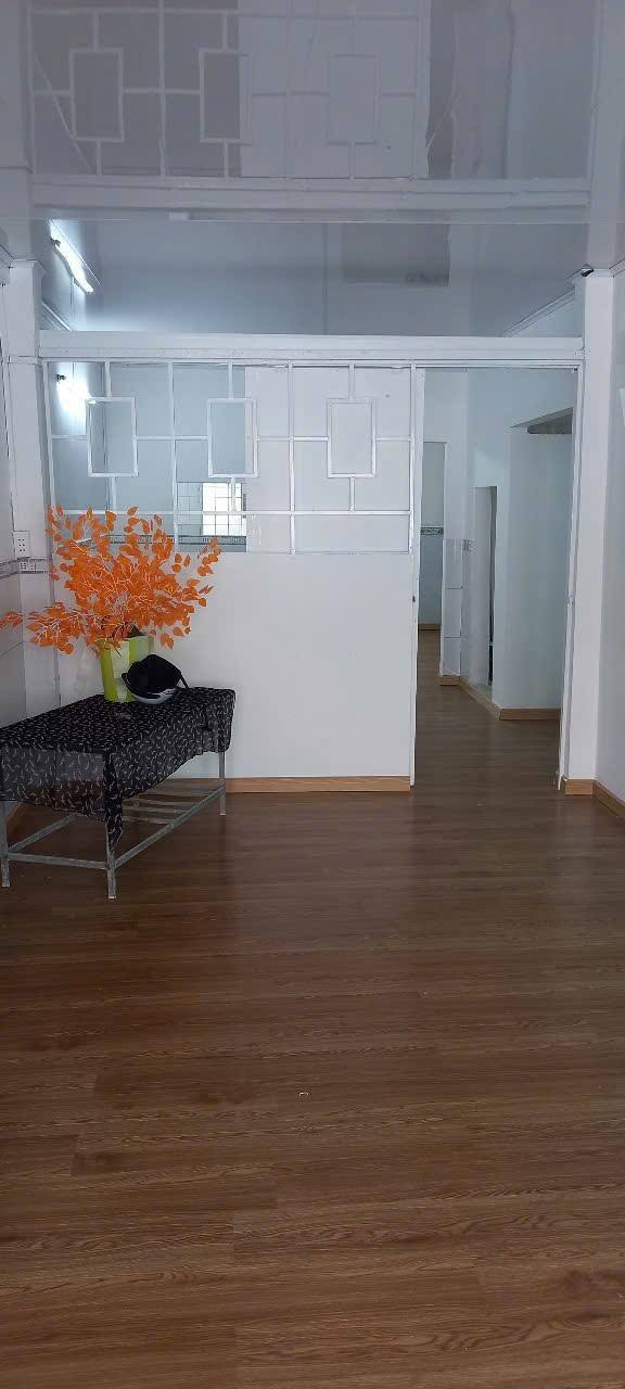 Nhà nguyên căn cho thuê hẻm 1/ đường Nguyễn Kiệm, Gò Vấp 49m² - Nhà mới sạch sẽ, giá chỉ 12 triệu!