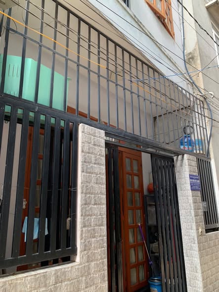 Nhà phố Thủ Đức 40m² giá 2.3 tỷ - Chính chủ, sổ chung, 1 trệt 1 lầu!