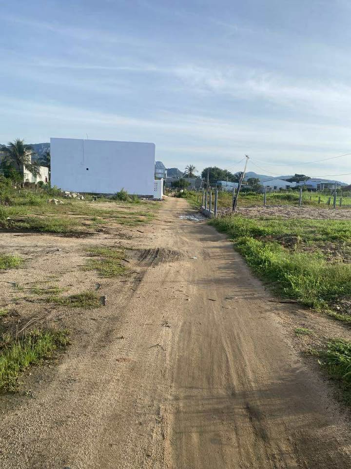 Đất thổ cư 83m² tại Nhơn Hải, Ninh Thuận giá 800 triệu - Chính chủ bán gấp!