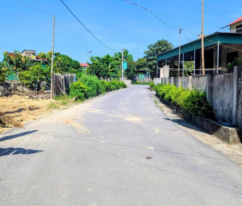 Đất nền Thạch Hưng, Hà Tĩnh 138m² giá 2.1 tỷ - Vị trí đắc địa, giao thông thuận lợi!