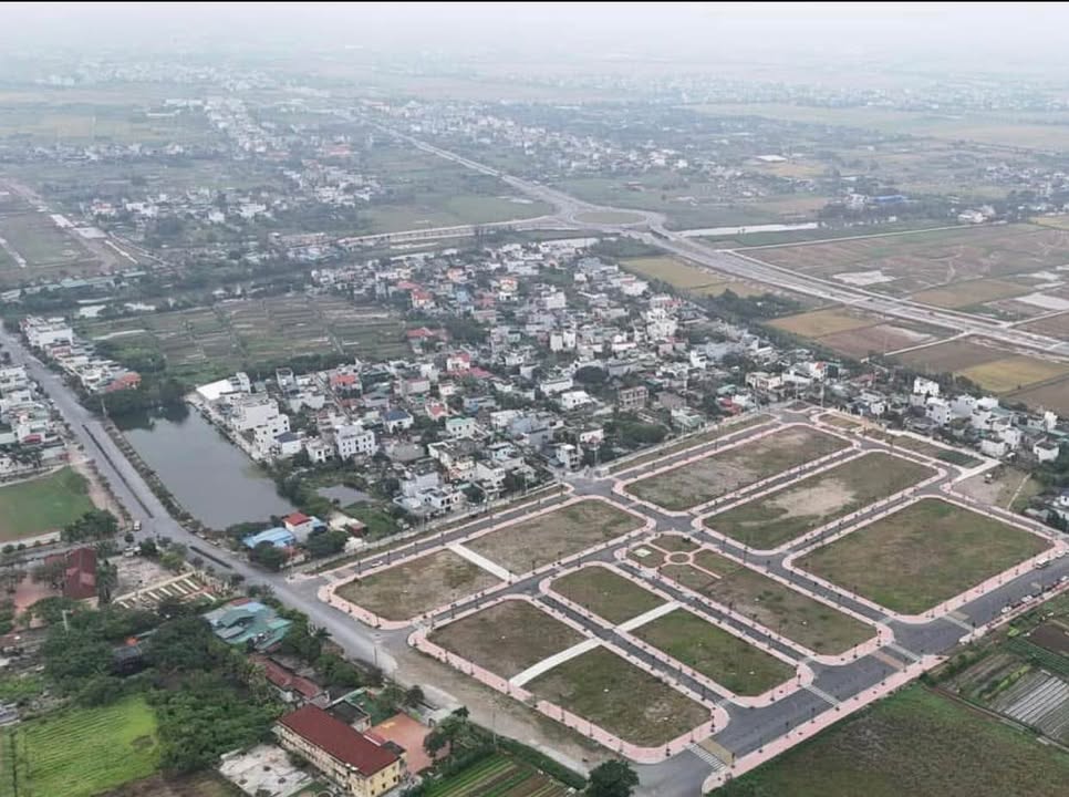 Đất đấu giá Thanh Miếu, Vũ Phúc 74m² giá 2.2 tỷ - Cơ hội đầu tư sinh lời!