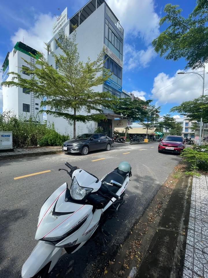 Đất nền Khu TĐC FPT, Nguyễn Văn Cừ, 67m² giá 2.15 tỷ - Cơ hội đầu tư tuyệt vời!