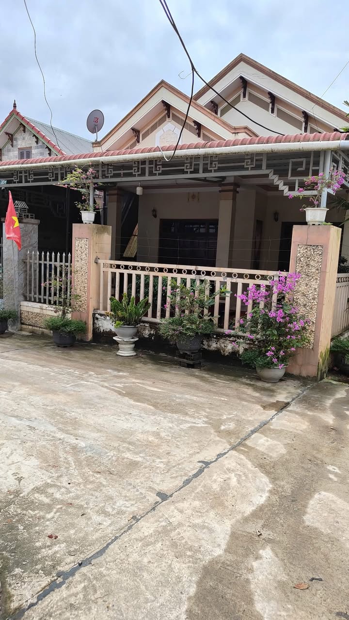 Nhà kiên cố 2 mặt tiền tại thôn An Tiêm, Quảng Trị - Giá thỏa thuận hấp dẫn!