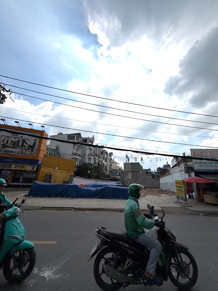 Đất phân lô Gò Vấp 80m² giá 8.2 tỷ - Vị trí đắc địa ngay Phạm Văn Chiêu!