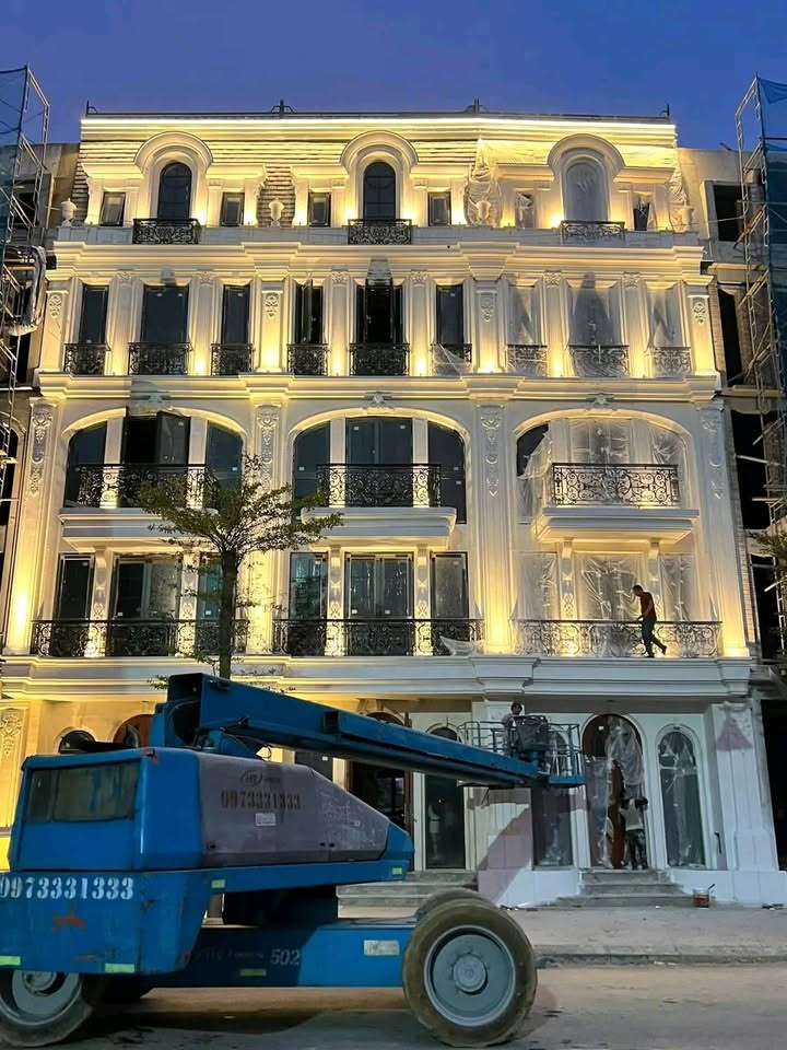 Nhà liền kề Noble Tây Thăng Long 77m² giá 16 tỷ - Vị trí đắc địa, tiện ích đầy đủ!