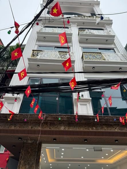 Nhà mặt ngõ Nguyễn Chính Hoàng Mai 84m² - Kinh doanh văn phòng, ô tô tránh - Giá thỏa thuận!