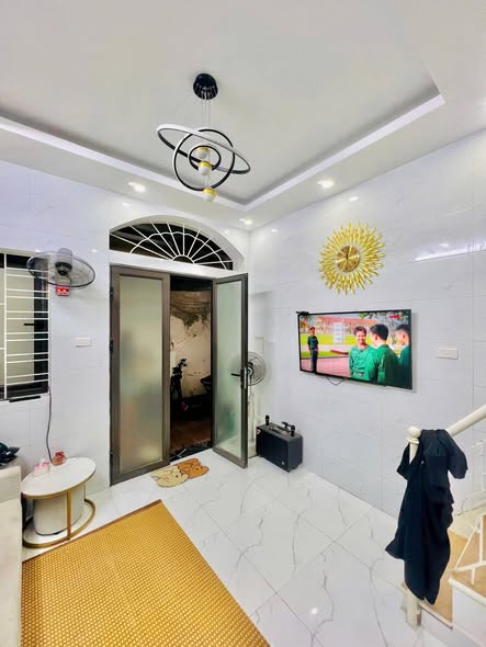 Nhà đẹp Trần Nguyên Hãn, Hoàn Kiếm 25m² giá 1.19 tỷ - Sẵn sàng vào ở ngay!