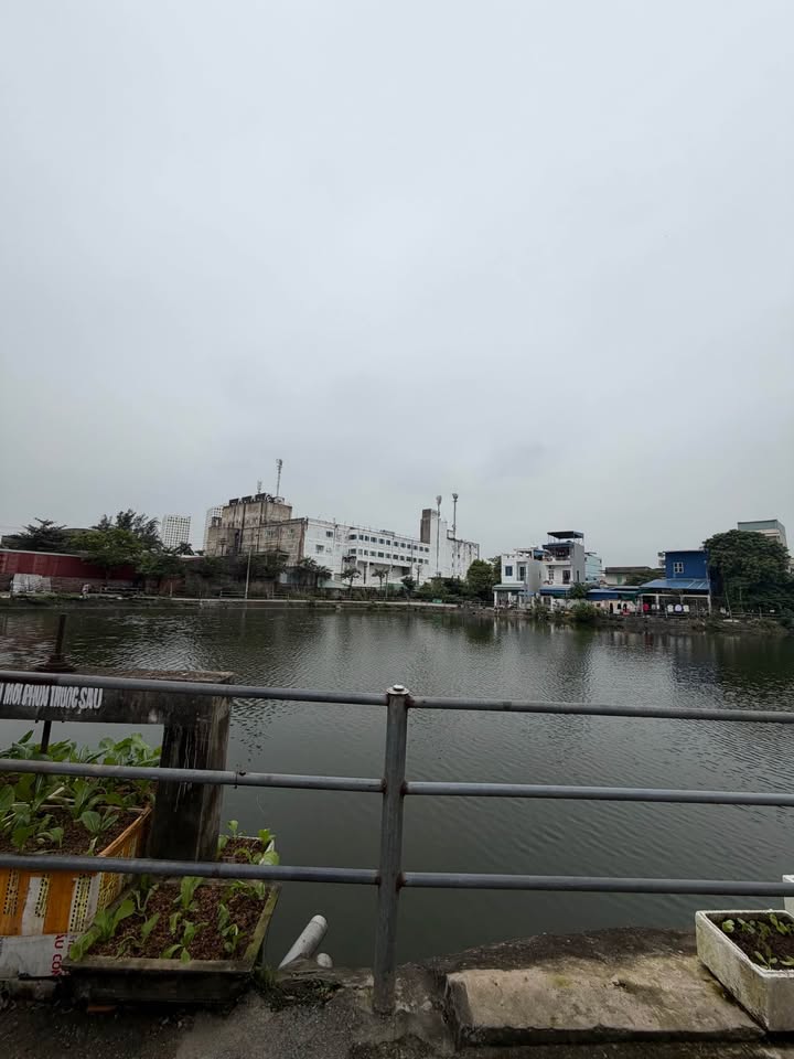 Đất mặt hồ Lương Thế Vinh 54m² giá 1.7 tỷ - Lô đẹp duy nhất quay mặt hồ!