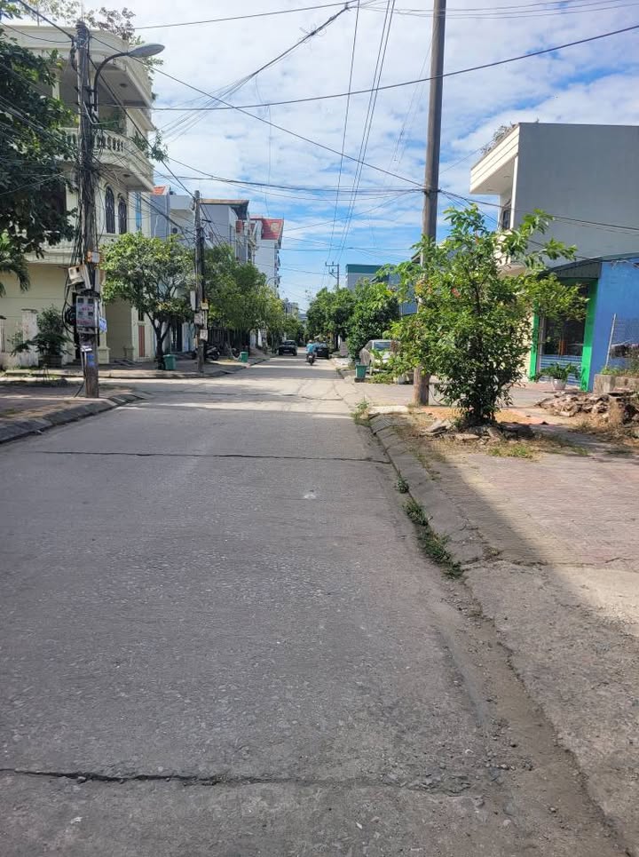 Đất lô góc Cẩm Trung 56m² giá 1.58 tỷ - Sổ đỏ chính chủ, vị trí đắc địa!