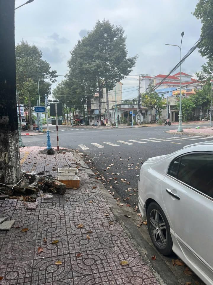 Đất nền mặt tiền đường Lê Lợi, TP Tây Ninh 900m² giá 32 tỷ - Đầu tư sinh lời ngay!