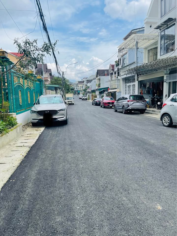 Đất hai mặt tiền đường Ngô Quyền, Đà Lạt 145m² giá 9 tỷ - Cơ hội đầu tư hấp dẫn!