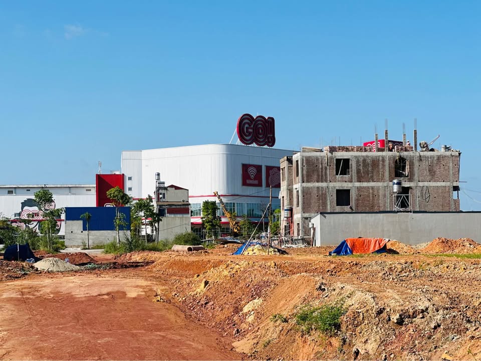 Đất thổ cư đường Việt Bắc Thái Nguyên 100m² giá chỉ 4.8 tỷ - Cơ hội đầu tư tuyệt vời!