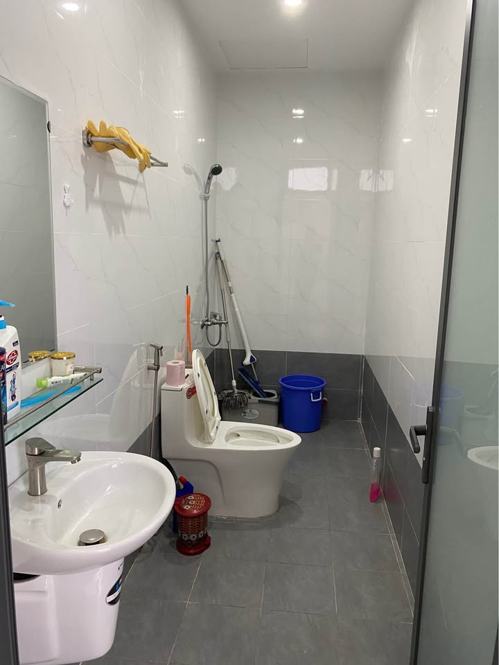 Căn hộ cho thuê Đường Hai Bà Trưng Đà Lạt 50m² giá 6 triệu - Thích hợp làm văn phòng, spa, shop!