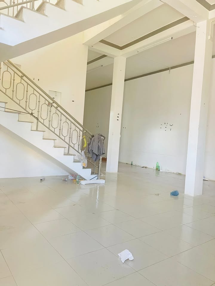 Nhà mặt tiền đường Hai Bà Trưng Buôn Hồ 8 triệu - Vị trí đắc địa cho kinh doanh!