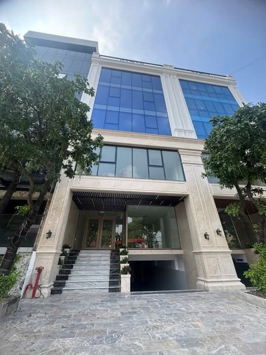 Bán Building Văn Phòng Nguyễn Ngọc Nại 110m² giá thỏa thuận - Tiềm năng kinh doanh vượt trội!