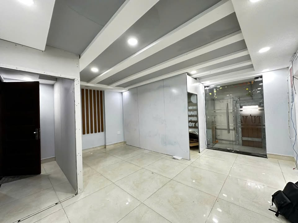 Mặt bằng cho thuê 525 Tô Hiến Thành, Quận 10 - Thiết kế linh hoạt, vị trí đắc địa!