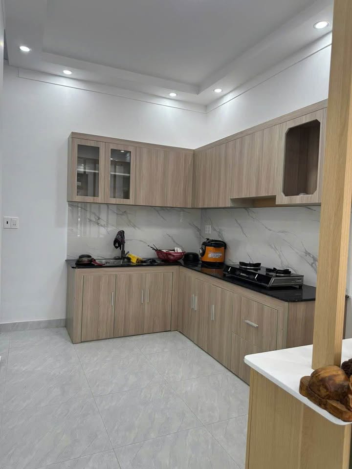 Nhà cho thuê mới xây đường Mai Xuân Thưởng, Đà Lạt 2PN giá 6 triệu - Tiện nghi đầy đủ!